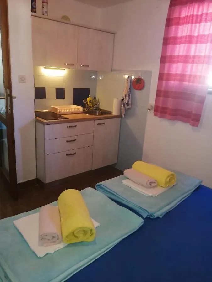 Apartment Apartmani Rosanda 2 Petrcane